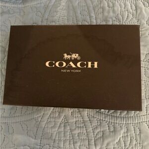 Coach Black Passport Wallet/Keychain Gift Set